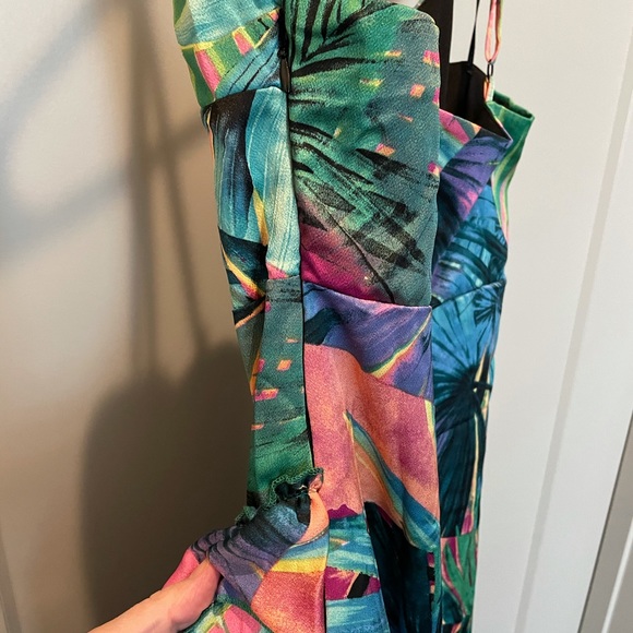 Tropical Print Asymmetrical Dress - Picture 4 of 5